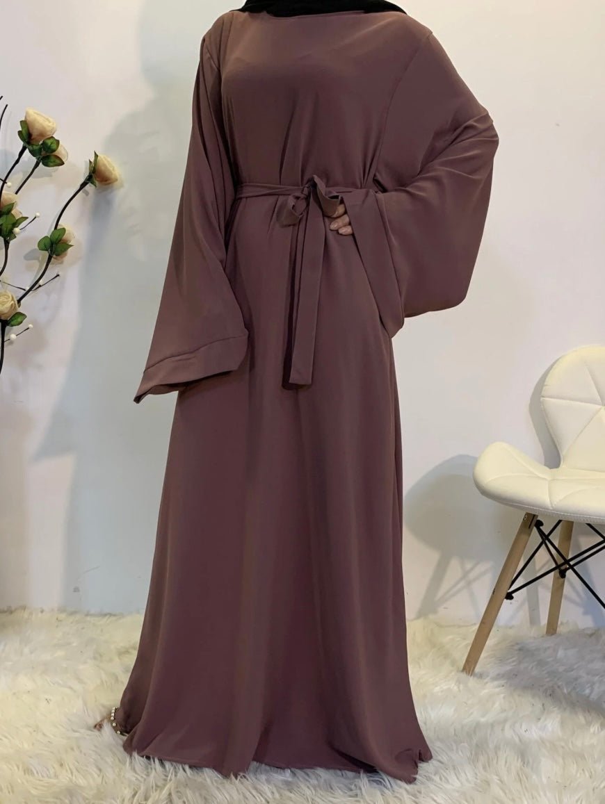 Essentials Premium Abaya - Premium Abaya’s from Sahara Soireé - Just €45! Shop now at Sahara Soirée