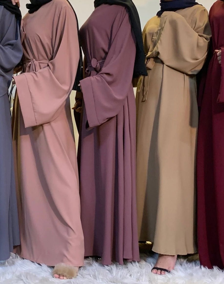 Essentials Premium Abaya - Premium Abaya’s from Sahara Soireé - Just €45! Shop now at Sahara Soirée