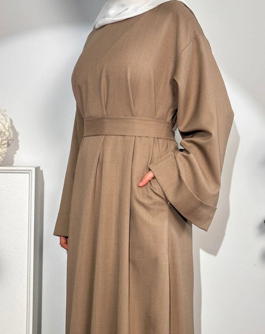 khaki Linen Abaya With Pockets - Premium Abaya’s from Sahara Soireé - Just €50! Shop now at Sahara Soirée
